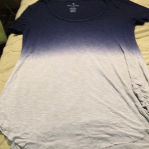 American Eagle tee